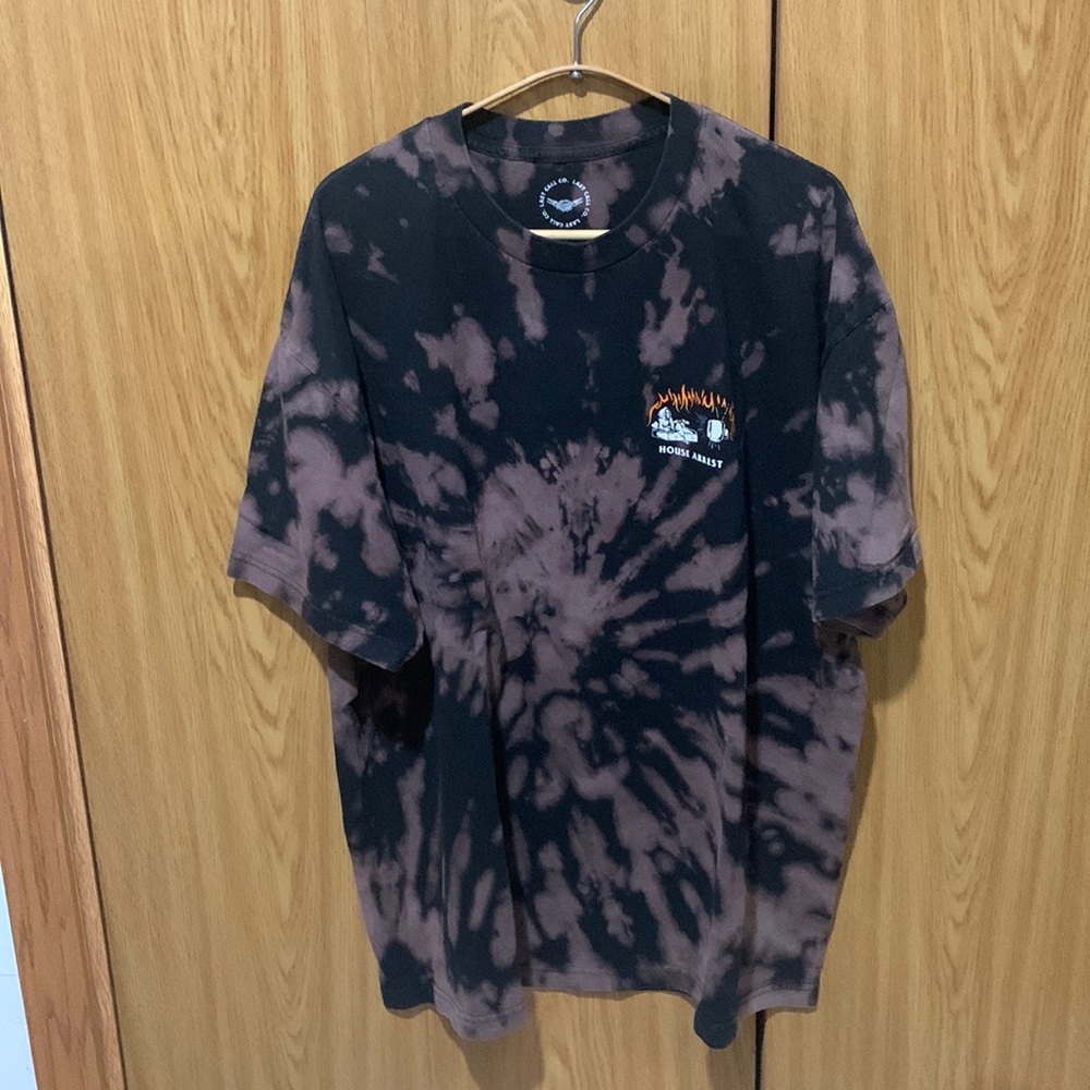 Last call co “house arrest” t shirt